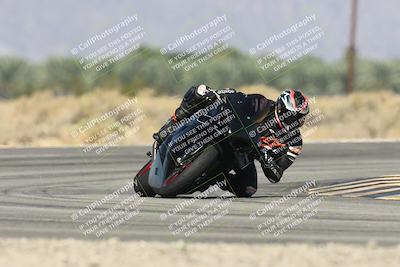 media/Oct-13-2025-Moto Forza (Mon) [[a66d839500]]/2-A Group/Session 3 (Turn 16)/